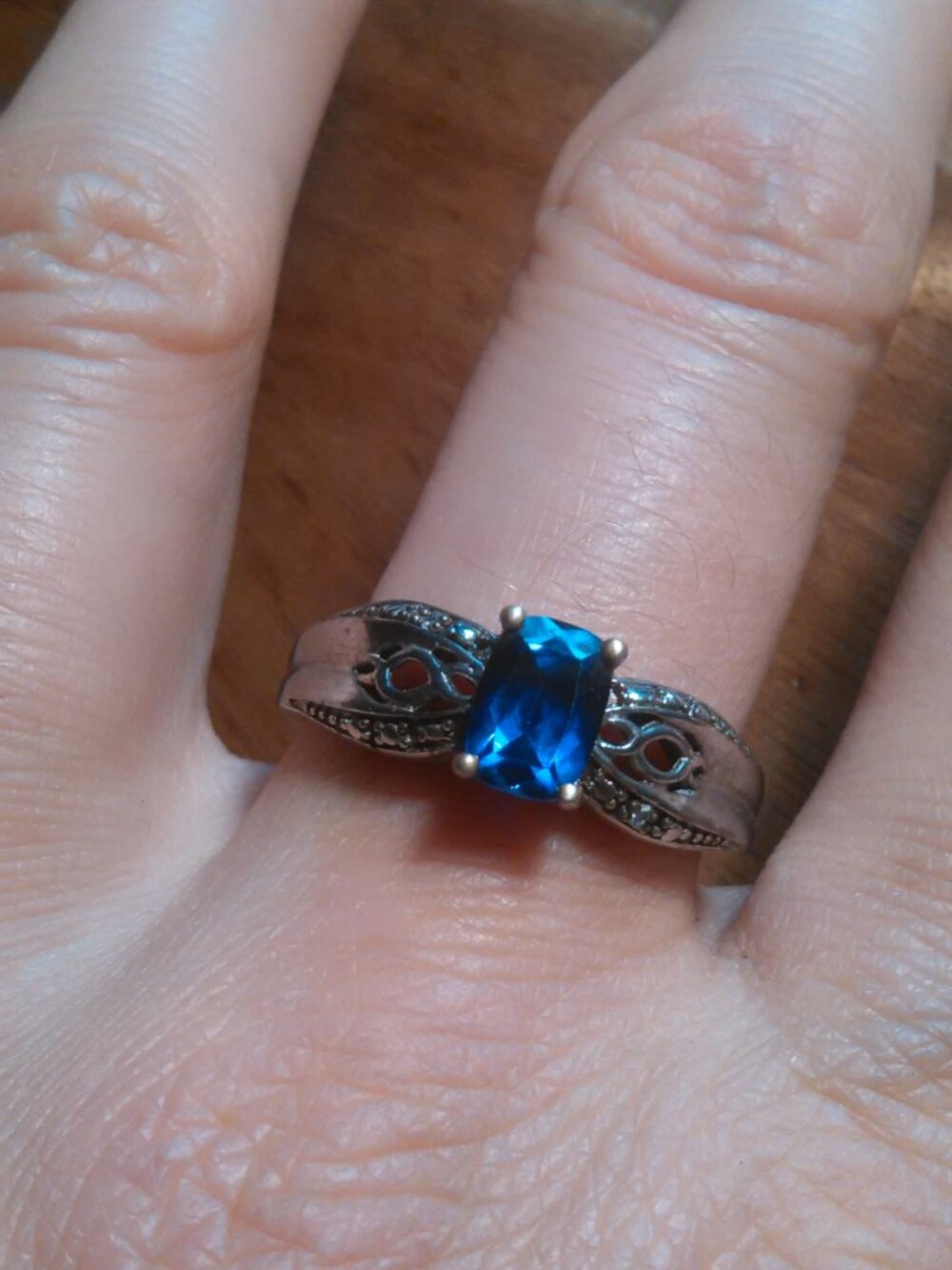 Faceted Blue Gemstone Platinum Bond Ring (Size 10)